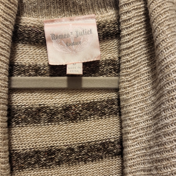 Romeo and Juliet Couture Cardigan - Picture 6 of 6